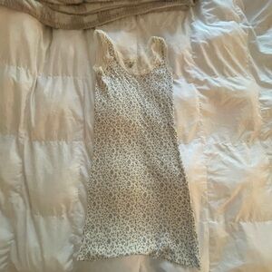 Brandy Melville White and Blue Floral Top